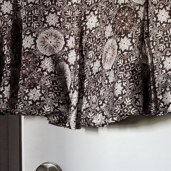 Jacket and Skirt Ensemble - Picture 7 of 8